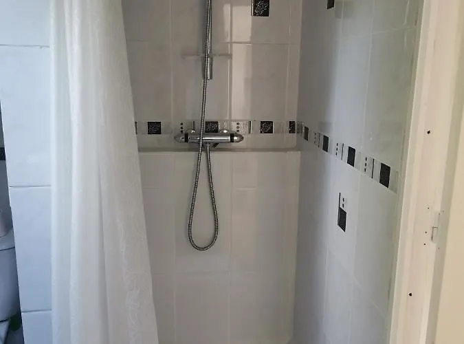 Double Avec Salle De Bains Privative منزل للإقامة *
